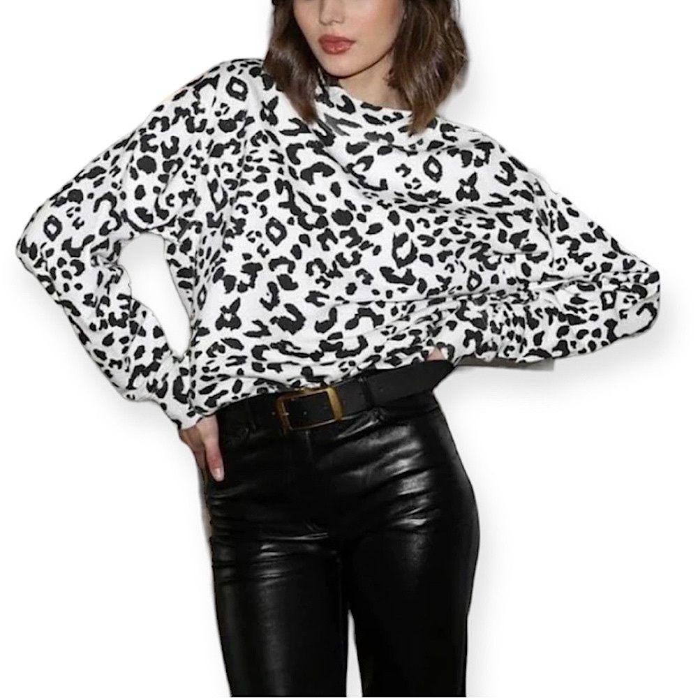 Brunette The Label Snow Leopard Best Friend Mock Neck Crewneck Sweatshirt
